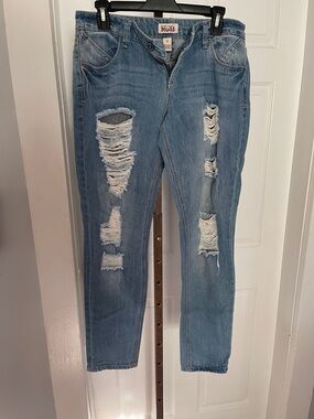 Mudd Women's Light Blue Ripped Boyfriend Jeans